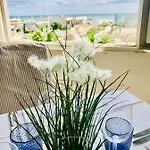 Viamare 3*