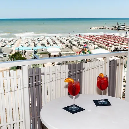 Viamare Hotel 3*