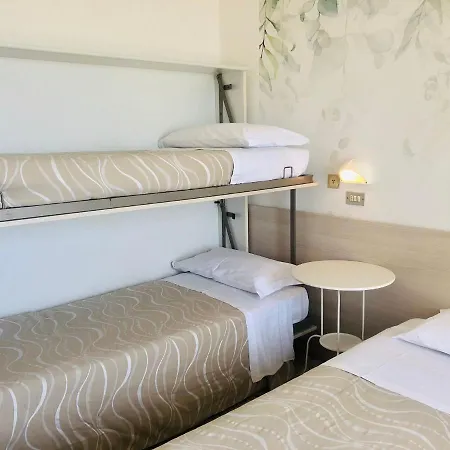 Viamare 3*