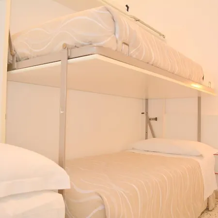 Viamare 3*