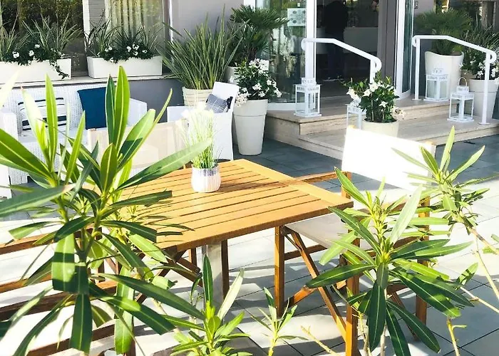 Viamare Szálloda Milano Marittima