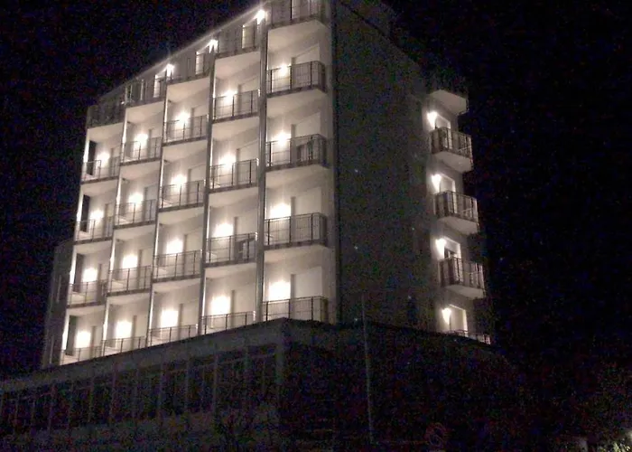 Otel Viamare Milano Marittima